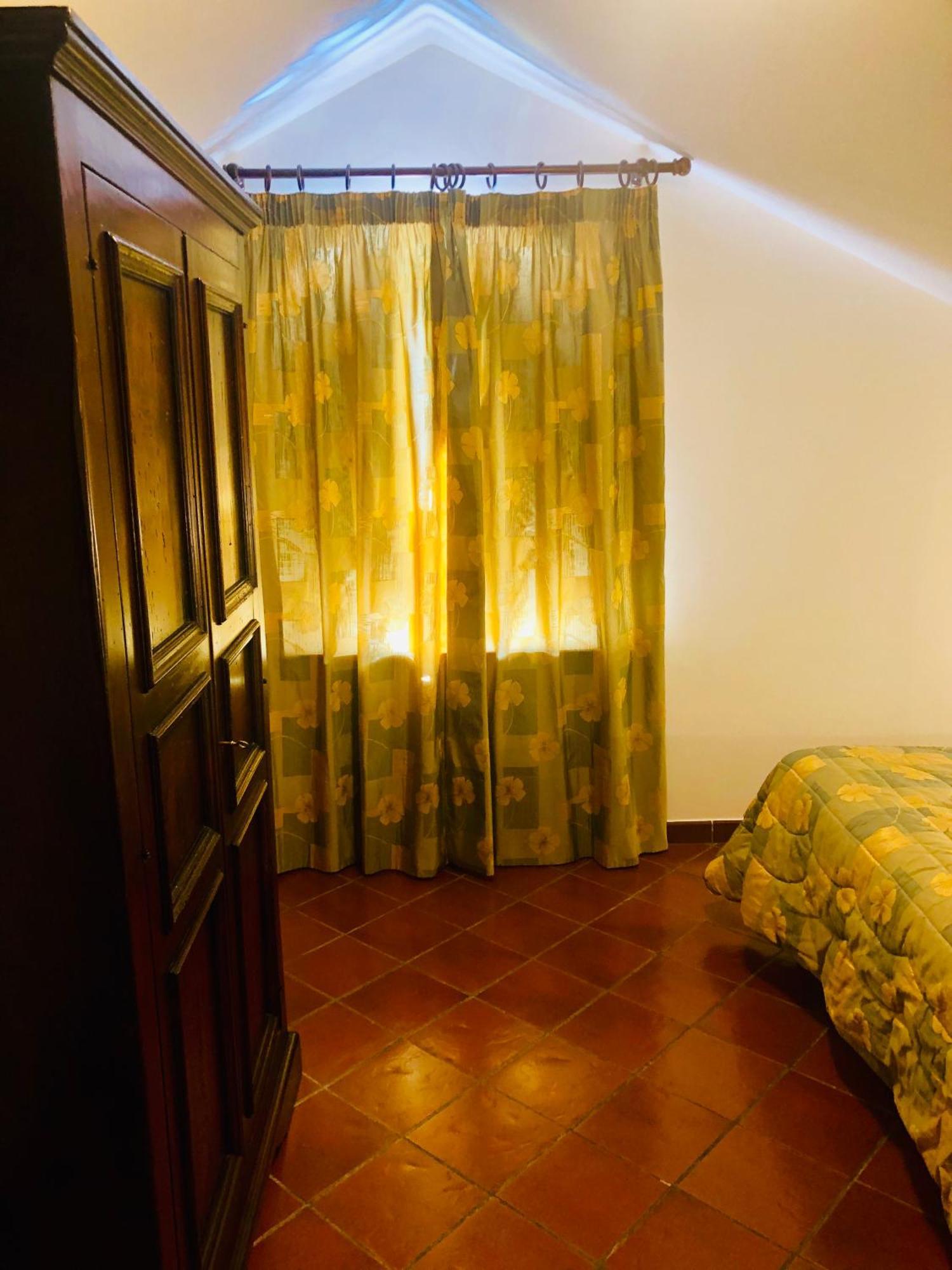 Hotel Bucaneve Pescasseroli Kültér fotó