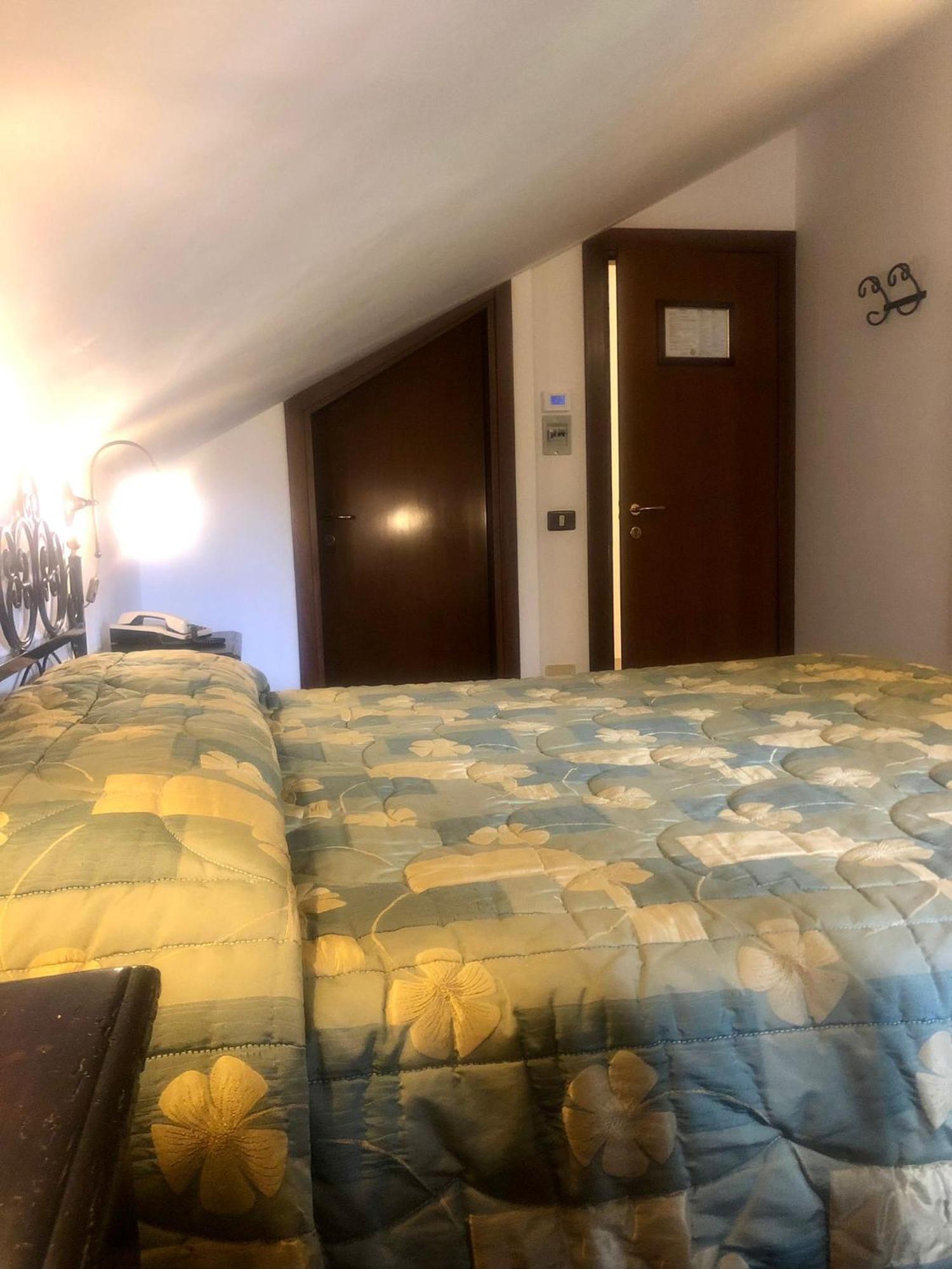 Hotel Bucaneve Pescasseroli Kültér fotó