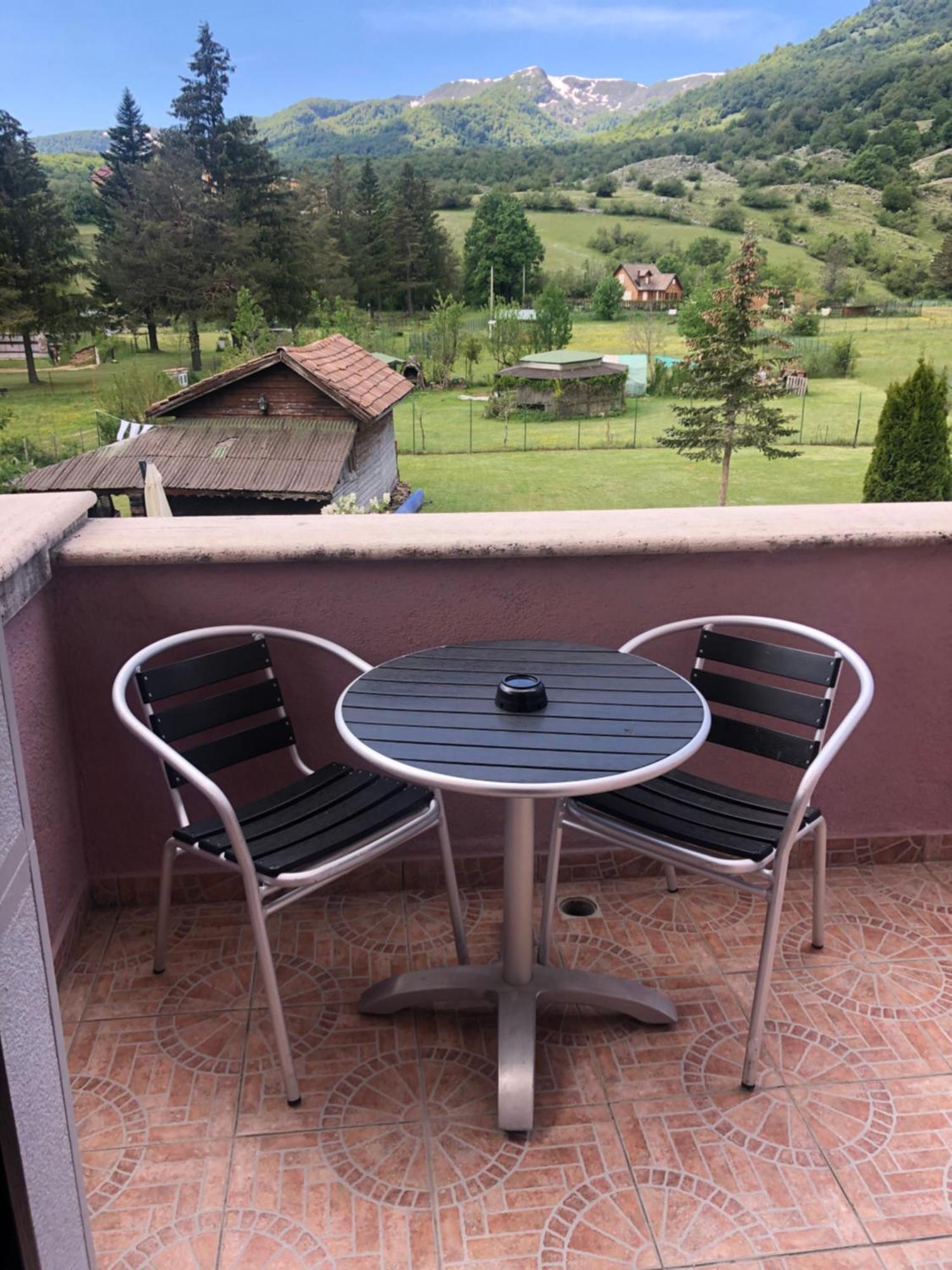 Hotel Bucaneve Pescasseroli Kültér fotó