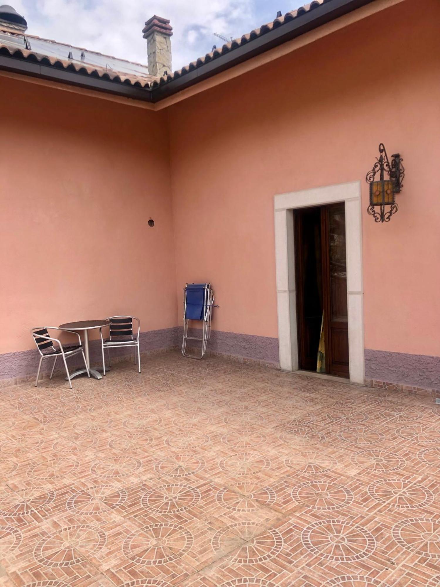 Hotel Bucaneve Pescasseroli Kültér fotó