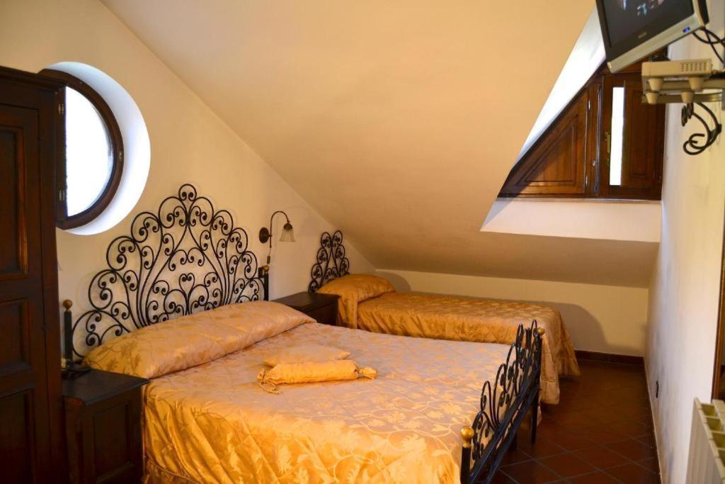 Hotel Bucaneve Pescasseroli Kültér fotó