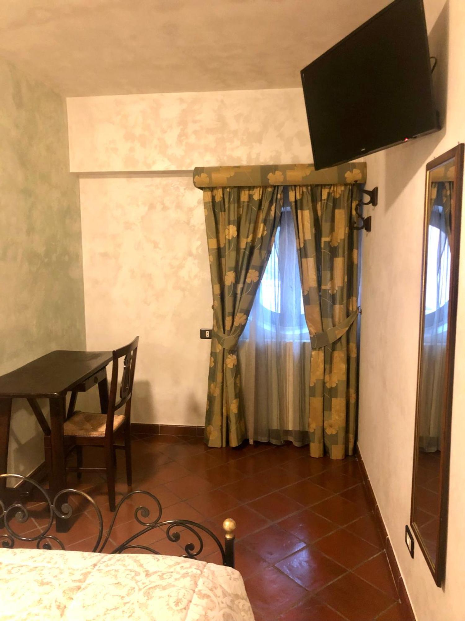 Hotel Bucaneve Pescasseroli Kültér fotó
